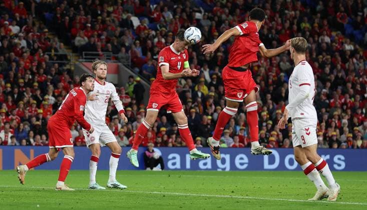 Ben Davies of Wales heads clear Wales v Denmark, UEFA Nations League, Football, Cardiff City Stadium, Cardiff, UK - 04 Oct 2026Cardiff Cardiff City Stadium United Kingdom  Copyright: xKieranxMcManus Shutterstockx 17185536v