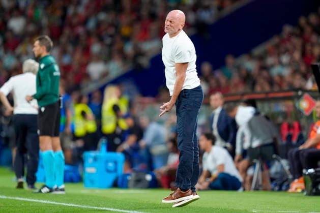 Soccer, Nations League Portugal vs. Norway, Nations League Porto, Portugal 20261004 Norway’s national team coach Stale Solbakken during the international soccer match between Portugal and Norway in the Nations League at Estadio do Dragao. Photo: Lise Aserud, NTB, Porto, Portugal. EDITORIAL USE ONLY. RESTRICTED USE FOR BETTING COMPANIES  Copyright: xLisexAserudxx xNTBx