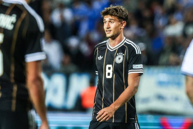 Fussball, UEFA Nations League Saison 2026 2027 Gruppe A2 - 4.Spieltag Griechenland - Deutschland 04.10.2026, Toumba Stadium Thessaloniki Tom Bischof (Deutschland, 8) Thessaloniki Toumba Stadium Griechenland