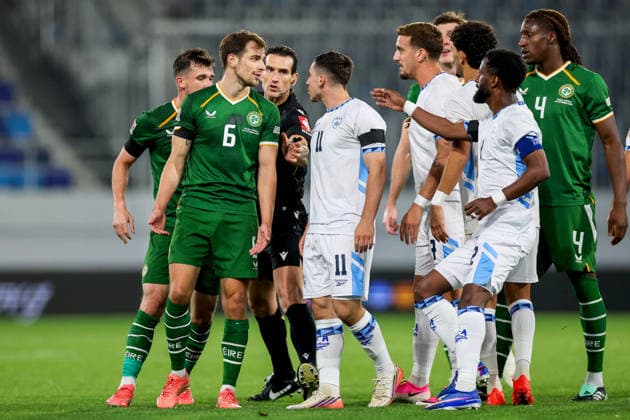 UEFA Nations League Group Stage, TSC Arena, BaÄka Topola, Serbia 4 10 2026 Republic of Ireland vs Israel Tempers flare between Ireland s Jayson Molumby and Israel s Oscar Gloukh Tempers flare between Jayson Molumby and Oscar Gloukh 4 10 2026  Copyright: xx RB1_4327a