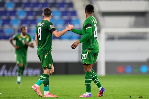UEFA Nations League Group Stage, TSC Arena, BaÄka Topola, Serbia 4 10 2026 Republic of Ireland vs Israel Ireland s Jason Knight and Chiedozie Ogbene shake hands after the match Jason Knight and Chiedozie Ogbene shake hands after the match 4 10 2026  Copyright: xx RB1_4436