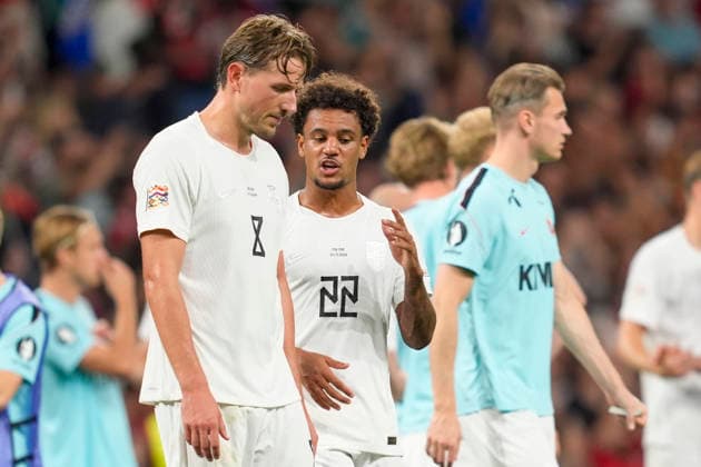 Soccer, Nations League Portugal vs. Norway, Nations League Porto, Portugal 20261004 Norway’s Sander Berge and Oscar Bobb after the international soccer match between Portugal and Norway in the Nations League at Estadio do Dragao. Photo: Lise Aserud, NTB, Porto, Portugal. EDITORIAL USE ONLY. RESTRICTED USE FOR BETTING COMPANIES  Copyright: xLisexAserudxx xNTBx