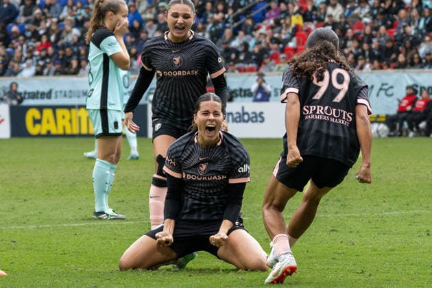 October 4, 2026, Harrison, United States: Emily Sams of Angel City FC and her teammates seen celebrating a goal during a NWSL regular season match between Angel City FC and Gotham FC at Sports Illustrated Stadium. Final Score; Gotham FC 1 : 1 Angel City FC. Harrison United States - ZUMAs197 20261004_aaa_s197_375 Copyright: xRonaldxSmitsx