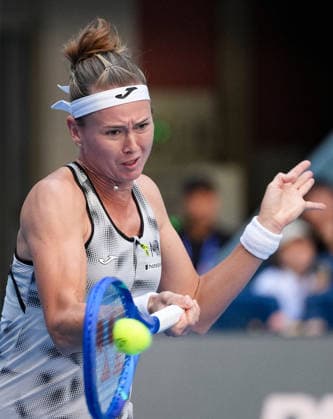 (261005) -- BEIJING, Oct. 5, 2026 -- Marie Bouzkova of the Czech Republic hits a return during the women s singles round of 32 match against Zheng Qinwen of China at 2026 China Open tennis tournament in Beijing, China, Oct. 5, 2026. ) (SP)CHINA-BEIJING-TENNIS-CHINA OPEN-WOMEN S SINGLES(CN) SunxFei 
