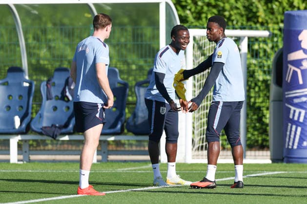 England MD-1 Training, Nations League Bukayo Saka laughs with Marc Guehi of England during the England MD-1 training session ahead of the 2026 27 UEFA Nations League Group A3 match vs Czech Republic, Tottenham Hotspur Training Ground, Enfield, England on 5 October 2026 Credit: Tiego Grenho Every Second Media Editorial use only. All images are copyright Every Second Media Limited. No images may be reproduced without prior permission. Copyright: xIMAGO EveryxSecondxMediax ESM-2200-0007 TiegoxGrenhox xEveryxSecondxMediax