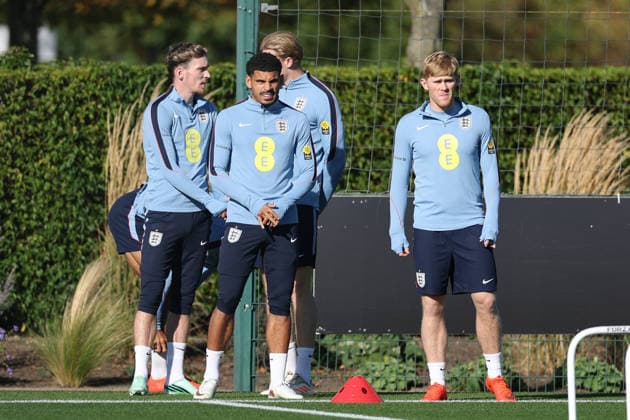 England MD-1 Training, Nations League Morgan Gibbs-White and Lewis Hall of England look on during the England MD-1 training session ahead of the 2026 27 UEFA Nations League Group A3 match vs Czech Republic, Tottenham Hotspur Training Ground, Enfield, England on 5 October 2026 Credit: Tiego Grenho Every Second Media Editorial use only. All images are copyright Every Second Media Limited. No images may be reproduced without prior permission. Copyright: xIMAGO EveryxSecondxMediax ESM-2200-0009 TiegoxGrenhox xEveryxSecondxMediax