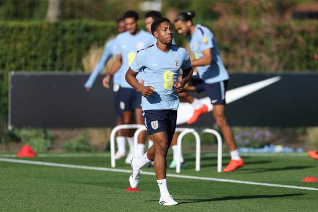 England MD-1 Training, Nations League Myles Lewis-Skelly of England during the England MD-1 training session ahead of the 2026 27 UEFA Nations League Group A3 match vs Czech Republic, Tottenham Hotspur Training Ground, Enfield, England on 5 October 2026 Credit: Tiego Grenho Every Second Media Editorial use only. All images are copyright Every Second Media Limited. No images may be reproduced without prior permission. Copyright: xIMAGO EveryxSecondxMediax ESM-2200-0017 TiegoxGrenhox xEveryxSecondxMediax