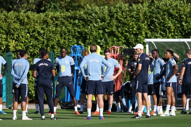 England MD-1 Training, Nations League Thomas Tuchel, Manager of England speaks with the players during the England MD-1 training session ahead of the 2026 27 UEFA Nations League Group A3 match vs Czech Republic, Tottenham Hotspur Training Ground, Enfield, England on 5 October 2026 Credit: Tiego Grenho Every Second Media Editorial use only. All images are copyright Every Second Media Limited. No images may be reproduced without prior permission. Copyright: xIMAGO EveryxSecondxMediax ESM-2200-0024 TiegoxGrenhox xEveryxSecondxMediax