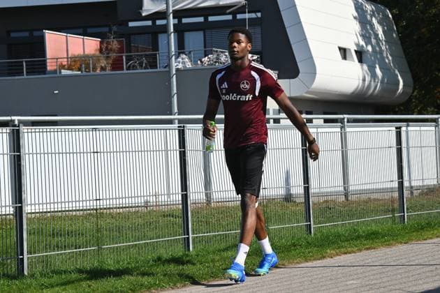 05.10.2026 - Fussball - 2. Fussball - Bundesliga - Saison 2026 2027 - 1. FC Nürnberg Nuernberg FCN ( Club ) - Training - Sportfoto Zink DoGe - xdoxgex - Winners Osawe (38, 1. FC Nürnberg FCN )