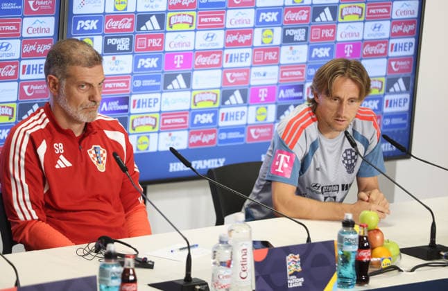 press conference, PK, Pressekonferenz of Croatia National Football Team Croatia s head coach Slaven Bilic and player Luka Modric speak during a press conference on October 5, 2026, in Split, Croatia, ahead of the UEFA Nations League match against Spain.  IvoxCagalj PIXSELL