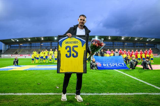 261005 head coach Daniel Bäckström of Sweden ahead of the UEFA Under 21 Championship Qualifier football match between Sweden and North Macedonia on October 5, 2026 in Falkenberg. Photo: Carl Sandin BILDBYRAN kod CS CS0988 fotboll football soccer fotball U21, U 21 em em uefa under 21 championship European Championship, EM, Europameisterschaft sverige sweden north macedonia bbeng Copyright: CARLxSANDIN BB261005CS011