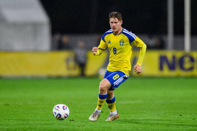 261005 Victor Svensson of Sweden during the UEFA Under 21 Championship Qualifier football match between Sweden and North Macedonia on October 5, 2026 in Falkenberg. Photo: Carl Sandin BILDBYRAN kod CS CS0988 fotboll football soccer fotball U21, U 21 em em uefa under 21 championship European Championship, EM, Europameisterschaft sverige sweden north macedonia bbeng Copyright: CARLxSANDIN BB261005CS023