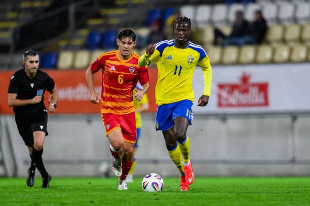 261005 Alieu Njie of Sweden during the UEFA Under 21 Championship Qualifier football match between Sweden and North Macedonia on October 5, 2026 in Falkenberg. Photo: Carl Sandin BILDBYRAN kod CS CS0988 fotboll football soccer fotball U21, U 21 em em uefa under 21 championship European Championship, EM, Europameisterschaft sverige sweden north macedonia bbeng Copyright: CARLxSANDIN BB261005CS033