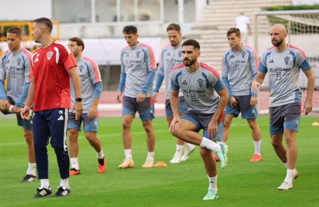 Croatia s national football team holds training session Croatia s Josip Sutalo i Josip Misic during a training session of the Croatia National Football Team at Poljud Stadium on October 5, 2026, in Split, Croatia, ahead of the UEFA Nations League match against Spain.  IvoxCagalj PIXSELL