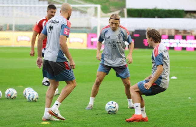 Croatia s national football team holds training session Croatia s Lovro Majer and Luka Modric during a training session of the Croatia National Football Team at Poljud Stadium on October 5, 2026, in Split, Croatia, ahead of the UEFA Nations League match against Spain.  IvoxCagalj PIXSELL