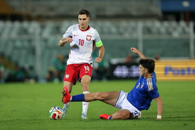 05.10.2026 PESCARA ( ITALY WLOCHY ) PILKA NOZNA ( FOOTBALL ) ELIMINACJE MISTRZOSTW EUROPY U-21 - UEFA EURO, EM, Europameisterschaft,Fussball 2027 ( UEFA EURO UNDER 21 QUALIFICATION ) MECZ (GAME) POLSKA - WÅOCHY ( POLAND - ITALY ) NZ. (L) TOMASZ PIENKO , (R) DAVIDE BARTESAGHI FOTO JAKUB PIASECKI CYFRASPORT NEWSPIX.PL --- newspix.pl POLAND OUT! 