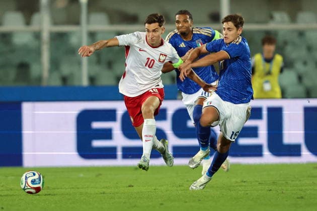 05.10.2026 PESCARA ( ITALY WLOCHY ) PILKA NOZNA ( FOOTBALL ) ELIMINACJE MISTRZOSTW EUROPY U-21 - UEFA EURO, EM, Europameisterschaft,Fussball 2027 ( UEFA EURO UNDER 21 QUALIFICATION ) MECZ (GAME) POLSKA - WÅOCHY ( POLAND - ITALY ) NZ. (L) TOMASZ PIENKO , (R) GIACOMO FATICANTI FOTO JAKUB PIASECKI CYFRASPORT NEWSPIX.PL --- newspix.pl POLAND OUT! 