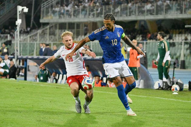Ndour Italy vs Duda Poland during the U21, U 21 European Qualifiers match between Italia and Polonia at the stadio Adriatico ˜Giovanni Cornacchia™in Pescara . Monday, October 05, 2026. - Soccer  Copyright: xFabioxUrbini LaPressex