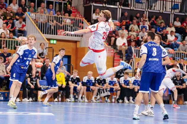 2. Handball-Bundesliga - 6. Spieltag: 1. VfL Potsdam - TuS Ferndorf Philip Würz (TuS Ferndorf, 20) beim Sprungwurf am 05.10.2026 in der MBS Arena, Potsdam (Brandenburg) Potsdam MBS Arena Brandenburg Deutschland