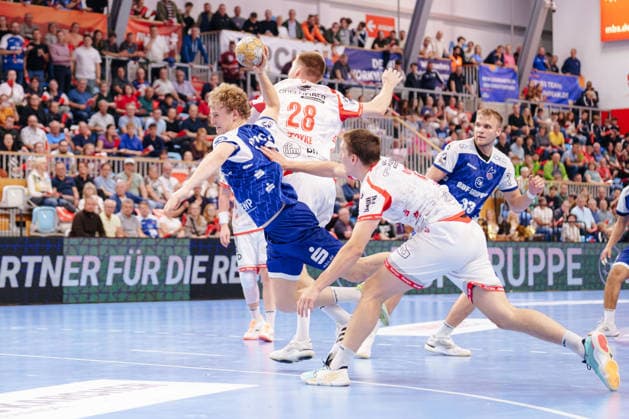 2. Handball-Bundesliga - 6. Spieltag: 1. VfL Potsdam - TuS Ferndorf William Reichardt (1. VfL Potsdam, 4) beim Wurf am 05.10.2026 in der MBS Arena, Potsdam (Brandenburg) Potsdam MBS Arena Brandenburg Deutschland