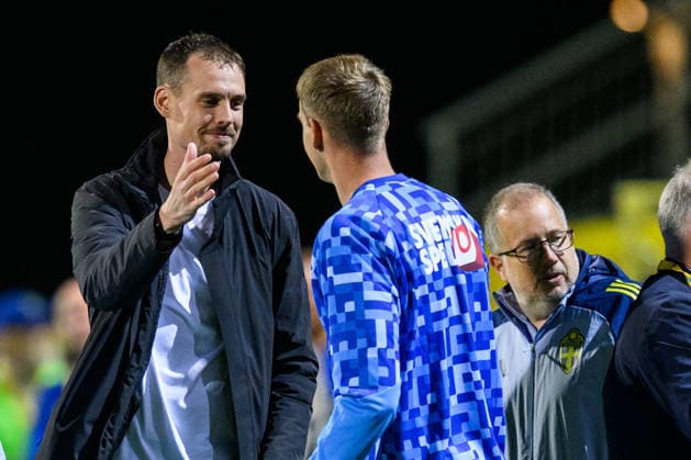 261005 head coach Daniel Bäckström of Sweden after the UEFA Under 21 Championship Qualifier football match between Sweden and North Macedonia on October 5, 2026 in Falkenberg. Photo: Carl Sandin BILDBYRAN kod CS CS0988 fotboll football soccer fotball U21, U 21 em em uefa under 21 championship European Championship, EM, Europameisterschaft sverige sweden north macedonia bbeng Copyright: CARLxSANDIN BB261005CS051