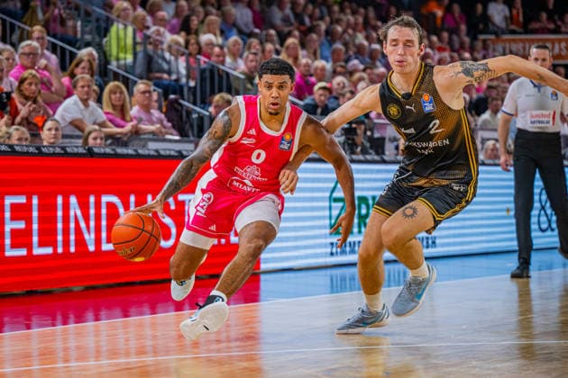 1. Basketball Bundesliga, easyCredit BBL, Saison 2026 2027, Herren, Hauptrunde, 4. Spieltag, 05.10.2026, RASTA Vechta - Basketball Löwen Braunschweig D Mitrik Trice ( 0 - RASTA Vechta) in Aktion Vechta RASTA Dome Niedersachsen Deutschland