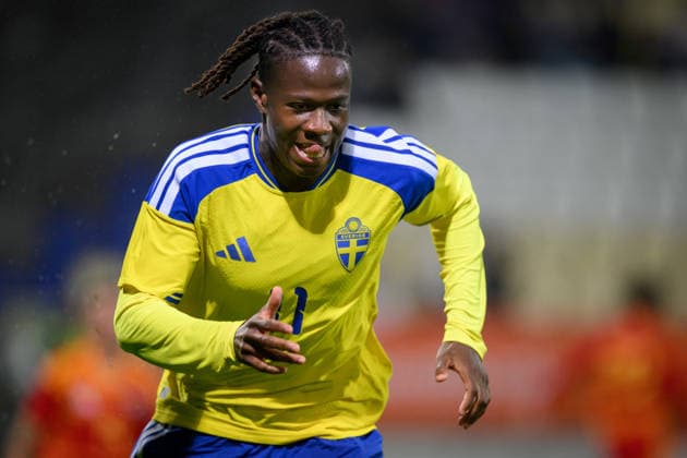 261005 Alieu Njie of Sweden celebrates after 2-0 the UEFA Under 21 Championship Qualifier football match between Sweden and North Macedonia on October 5, 2026 in Falkenberg. Photo: Carl Sandin BILDBYRAN kod CS CS0988 fotboll football soccer fotball U21, U 21 em em uefa under 21 championship European Championship, EM, Europameisterschaft sverige sweden north macedonia bbeng jubel Copyright: CARLxSANDIN BB261005CS065