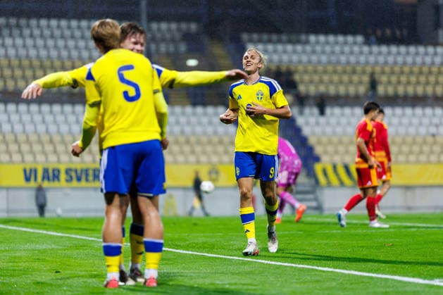 261005 Leo Östman of Sweden during the UEFA Under 21 Championship Qualifier football match between Sweden and North Macedonia on October 5, 2026 in Falkenberg. Photo: Krister Andersson BILDBYRAN COP 147 CS0988 fotboll football soccer fotball U21, U 21 em em uefa under 21 championship European Championship, EM, Europameisterschaft sverige sweden north macedonia bbeng Copyright: KRISTERxANDERSSON BB261005KA013