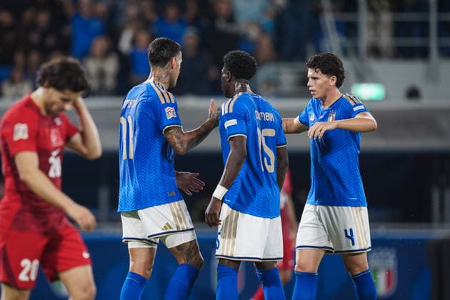 ItalyÕs Gianluca Scamacca celebrates after scoring the 1-0 goal for his team during the UEFA Nations League 2026 27 match between Italy and Turkiye (Group A1 - Matchday 4) at Stadio Renato Dall Ara in Bologna, Italy - October 5, 2026. - Soccer  Copyright: xMassimoxPaolone LaPressex