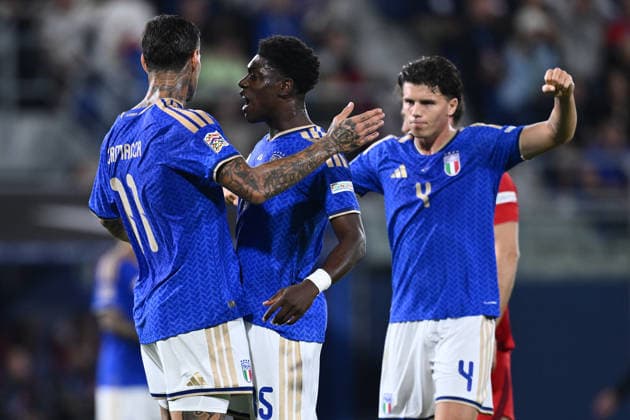 IPA89343160 - Gianluca Scamacca (ITA) celebrates after scoring the goal that made the score 1-0 during the UEFA Nations League 2026-27 League Phase Matchday 2 match between Italy and Turkey at the Renato Dall Ara Stadium on October 5, 2026, in Bologna, Italy.  Copyright: xDomenicoxCippitelli IPAxSportx xx IPA89343160