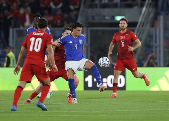 UEFA Nations League 2026 27 football match between Italy and Türkiye Alessandro Romanoof Italy during the 2026 27 UEFA Nations League football match between Italy and Türkiye on October 5, 2026, at the Renato Dall™Ara Stadium in Bologna Bologna Stadio Renato Dall Ara Bologna Italia Copyright: xFABIOxSASSOxFabioxSassox Italia Turchia2026_10_05Fabio Sasso5919