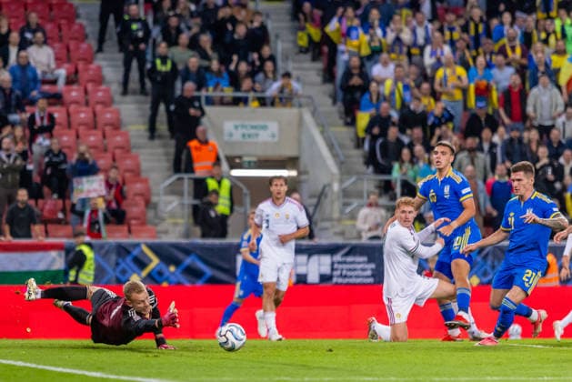 Balazs Toth of Hungary and Blackburn Rovers, Matvii Ponomarenko of Ukraine and Dynamo Kyiv and Vladyslav Veleten of Ukraine and Polissya Zhytomyr during UEFA Nations League League phase game between Ukraine vs Hungary (Dominika Kortvelyesiova Ball Raw Images) Trnava Antona Malatinskeho Stadium Slovakia Copyright: xDominikaxKortvelyesiovax DKR_0387