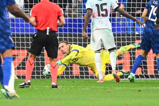 France v Belgium - UEFA Nations League 2026 PARIS, FRANCE - OCTOBER 05 : Vandevoordt Maarten goalkeeper of Belgium during the UEFA Nations League tournament league phase matchday 4 group A1 match between France and Belgium on October 5, 2026 in Paris, France, 05 10 2026 Paris France  Copyright: xVincentxKalutx