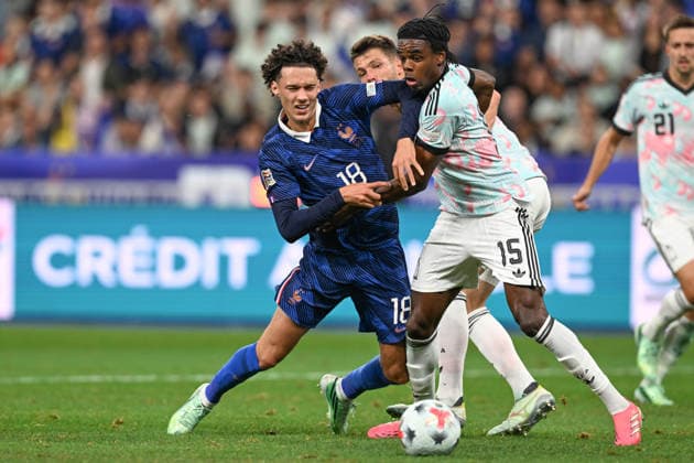 261005 France vs Belgium Nathan Ngoy (15) of Belgium defending on Maghnes Akliouche (18) of France during a soccer game between the national teams of France and Belgium on matchday 4 in group A1 in the Nations League , league phase , on Monday 5 October 2026 in Paris , France .(Photo by David Catry Isosport) Paris France  Copyright: xDavidxCatryx 20261005DC2_1119
