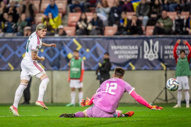 UKRAINE - HUNGARY Milan Toth of Hungary and Vasas scores a goal and Anatoliy Trubin of Ukraine and SL Benfica during UEFA Nations League - League B - Group B2 - Matchday 4 - football match between Ukraine and Hungary. Anton Malatinsky Stadium, City Arena, Trnava, Slovakia, October 05, 2026. Photo by Branislav Racko Copyright: xx 080A4312