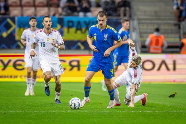 UKRAINE - HUNGARY Taras Mykhavko of Ukraine and Dynamo Kyiv and Milan Toth of Hungary and Vasas during UEFA Nations League - League B - Group B2 - Matchday 4 - football match between Ukraine and Hungary. Anton Malatinsky Stadium, City Arena, Trnava, Slovakia, October 05, 2026. Photo by Branislav Racko Copyright: xx 080A4268