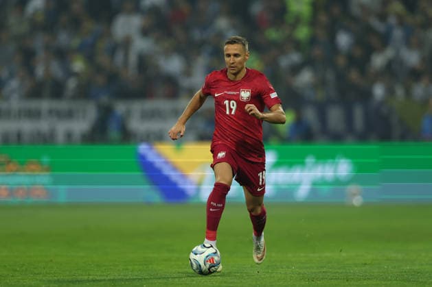 ZENICA, B&H - OCTOBER 05, 2026 : Przemyslaw Frankowski of Poland national team, Nationalteam controls ball. Bosnia & Herzegovina and Poland - UEFA Nations League 2026 27 - at Stadion Bilino Polje on October 05, 2026 in Zenica, Bosnia and Herzegovina. Copyright: xx