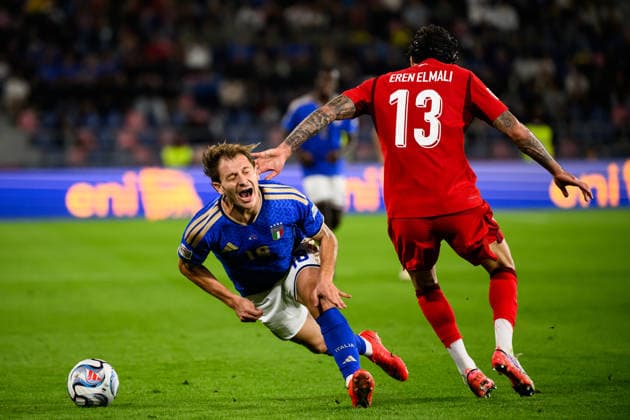 Nicolo Barella of Italy and Eren Elmali of Turkiye during the Nations League football match between Italy and Turkiye at Renato Dall Ara stadium in Bologna (Italy), October 5, 2026. AndreaxStaccioli