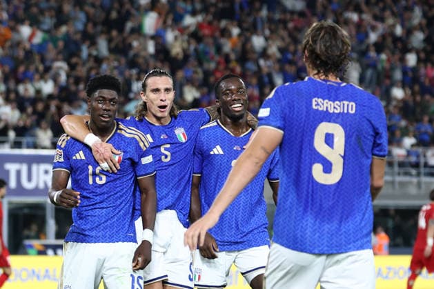 Pio Esposito of Italy celebrates with team mates Issa Doumbia, Riccardo Calafiori, Michael Kayode, after scoring the goal of 3-1 during the Nations League football match between Italy and Turkiye at Renato Dall Ara stadium in Bologna (Italy), October 05, 2026. CesarexPurini
