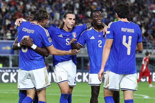 Pio Esposito of Italy celebrates with team mates Issa Doumbia, Riccardo Calafiori, Michael Kayode, after scoring the goal of 3-1 during the Nations League football match between Italy and Turkiye at Renato Dall Ara stadium in Bologna (Italy), October 05, 2026. CesarexPurini