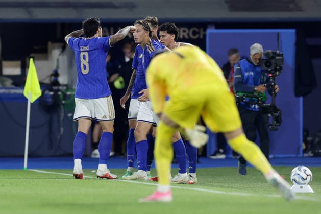 UEFA Nations League football match Italy vs Turkey Pio Esposito of Italy celebrates after scoring a goal of 3-1 UEFA Nations League football match (League A, Group A1) between Italy vs Turkey at the Renato Dall Ara stadium in Bologna on October 05, 2026. _BPH5840 Copyright: xAntonioxBalascox