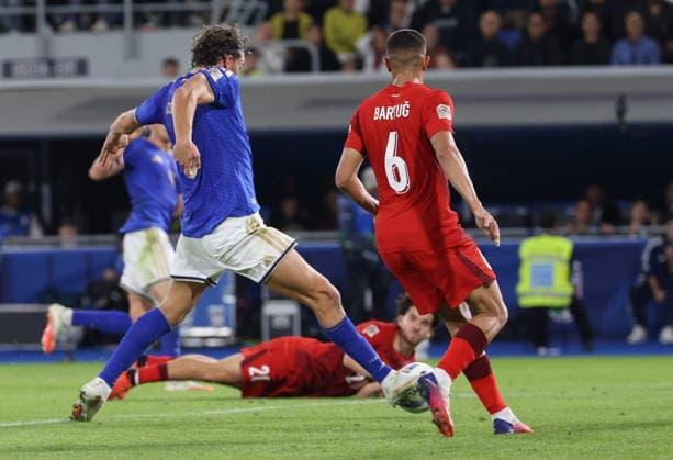 UEFA Nations League 2026 27 football match between Italy and Türkiye Goal the Pio esposito of Italy during the 2026 27 UEFA Nations League football match between Italy and Türkiye on October 5, 2026, at the Renato Dall™Ara Stadium in Bologna Bologna Stadio Renato Dall Ara Bologna Italia Copyright: xFABIOxSASSOxFabioxSassox Italia Turchia2026_10_05Fabio Sasso6459