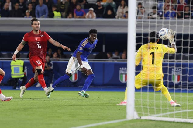 UEFA Nations League 2026 27 football match between Italy and Türkiye Issa Doumbia of Italy during the 2026 27 UEFA Nations League football match between Italy and Türkiye on October 5, 2026, at the Renato Dall™Ara Stadium in Bologna Bologna Stadio Renato Dall Ara Bologna Italia Copyright: xFABIOxSASSOxFabioxSassox Italia Turchia2026_10_05Fabio Sasso6494