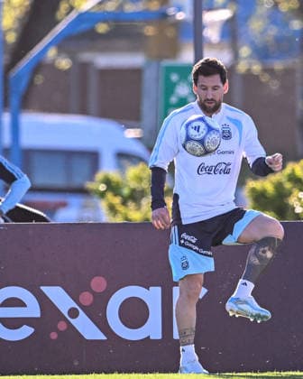 BUENOS AIRES, ARGENTINA - OCTOBER 5: Lionel Messi of Argentina national team, Nationalteam during a training session at the Training Camp on October 5, 2026 in Buenos Aires, Argentina. Argentina will face Benin tomorrow in an International Friendly, Länderspiel, Nationalmannschaft match at the Estadio Monumental, marking Messi s final farewell appearance for the national team. Photo by SFSI Lionel Messi last training for Argentina national team Copyright: xx