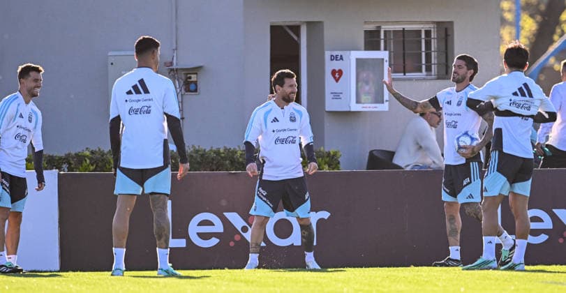 BUENOS AIRES, ARGENTINA - OCTOBER 5: Lionel Messi of Argentina national team, Nationalteam during a training session at the Training Camp on October 5, 2026 in Buenos Aires, Argentina. Argentina will face Benin tomorrow in an International Friendly, Länderspiel, Nationalmannschaft match at the Estadio Monumental, marking Messi s final farewell appearance for the national team. Photo by SFSI Lionel Messi last training for Argentina national team Copyright: xx