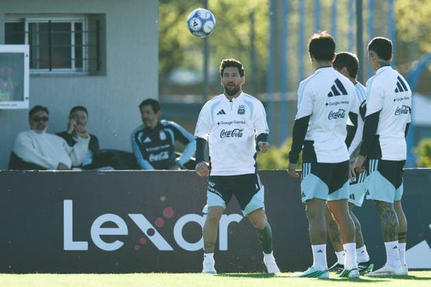 Argentina™s forward Lionel Messi takes part in a training session at AFA (Argentine Football Association) training center in Ezeiza, Buenos Aires Province, on October 5, 2026, ahead of the next friendlys football matchs against Benin national team, Nationalteam Lionel Messi took part in the final training session of his professional career with the Argentine national team before his farewell match. (Photo by Alejandro Pagni PHOTOxPHOTO) Copyright: xAlejandroxPAGNIx