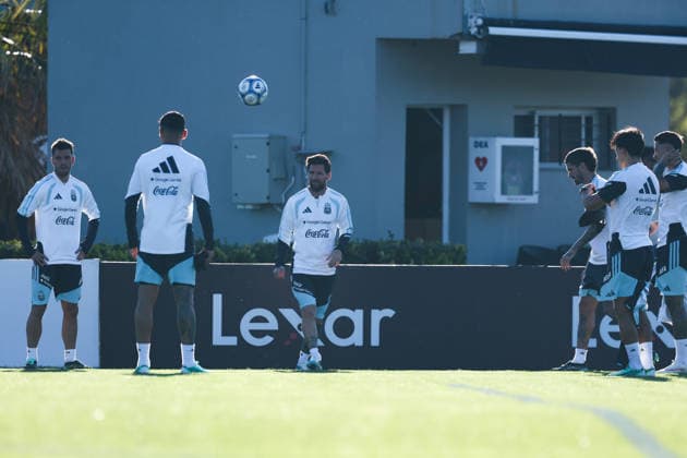 Argentina™s forward Lionel Messi takes part in a training session at AFA (Argentine Football Association) training center in Ezeiza, Buenos Aires Province, on October 5, 2026, ahead of the next friendlys football matchs against Benin national team, Nationalteam Lionel Messi took part in the final training session of his professional career with the Argentine national team before his farewell match. (Photo by Alejandro Pagni PHOTOxPHOTO) Copyright: xAlejandroxPAGNIx