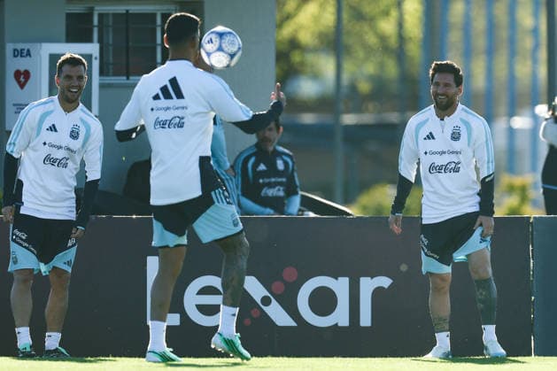 Argentina™s forward Lionel Messi takes part in a training session at AFA (Argentine Football Association) training center in Ezeiza, Buenos Aires Province, on October 5, 2026, ahead of the next friendlys football matchs against Benin national team, Nationalteam Lionel Messi took part in the final training session of his professional career with the Argentine national team before his farewell match. (Photo by Alejandro Pagni PHOTOxPHOTO) Copyright: xAlejandroxPAGNIx