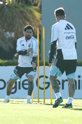 Argentina™s forward Lionel Messi takes part in a training session at AFA (Argentine Football Association) training center in Ezeiza, Buenos Aires Province, on October 5, 2026, ahead of the next friendlys football matchs against Benin national team, Nationalteam Lionel Messi took part in the final training session of his professional career with the Argentine national team before his farewell match. (Photo by Alejandro Pagni PHOTOxPHOTO) Copyright: xAlejandroxPAGNIx