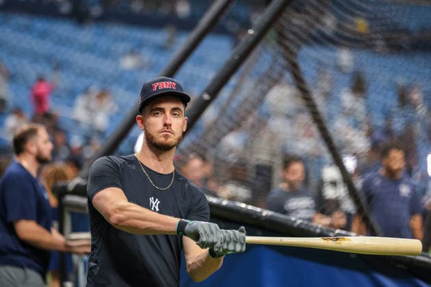 October 5, 2026, St. Petersburg, Florida, USA: New York Yankees left fielder CODY BELLINGER (35) during batting practice before game 2 of the American League Division Series. The Tampa Bay Rays hosted the New York Yankees the at Tropicana Field in St. Petersburg, FL. St. Petersburg USA - ZUMAm299 20261005_znp_m299_017 Copyright: xTaylorxMcFeex